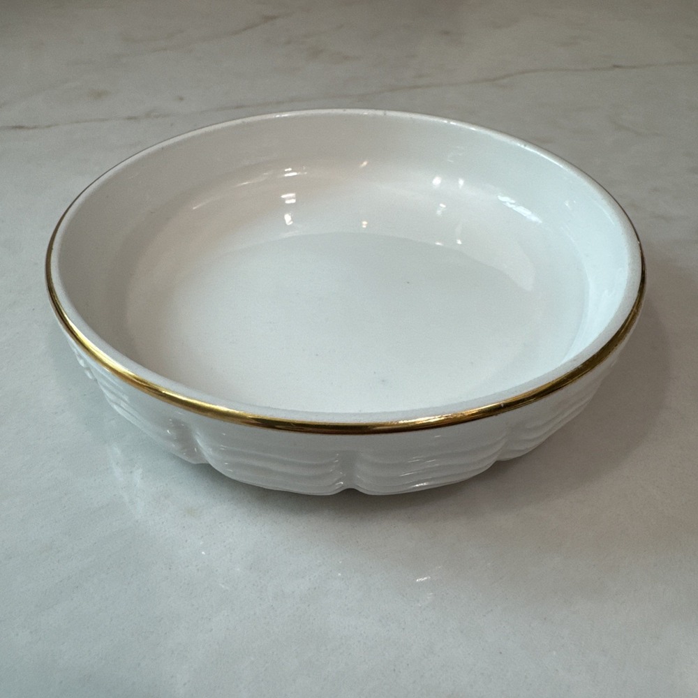 Hand Painted for Perugina by Aurora Florence Italy Trinket Dish White‎ Gold Tone